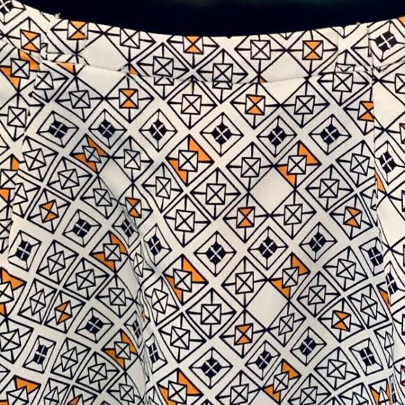 H&M Geometric Print High Waist Circle Skirt Size 2 - Picture 14 of 14